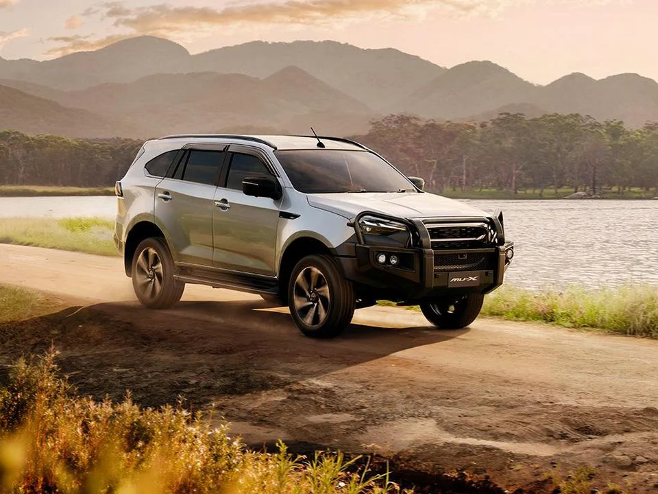 Isuzu MU-X LS-U